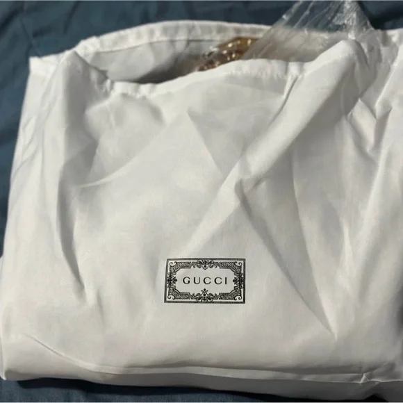 Gucci Elegant White Women's Bag - Picture 1 of 6
